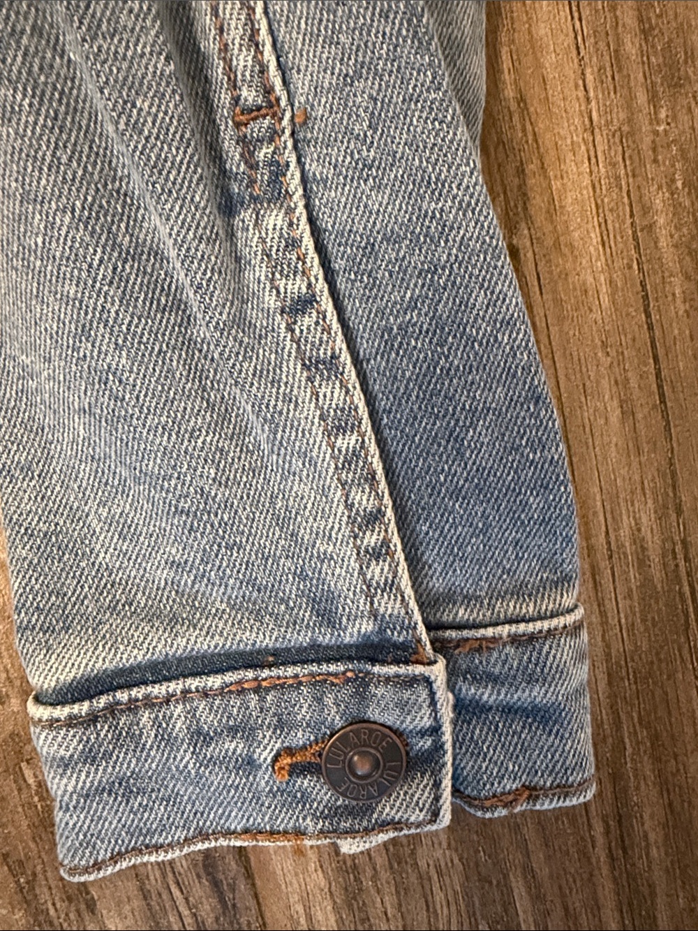 LuLaRoe Light Blue Denim Jean Jacket NWT Medium - Picture 6 of 12